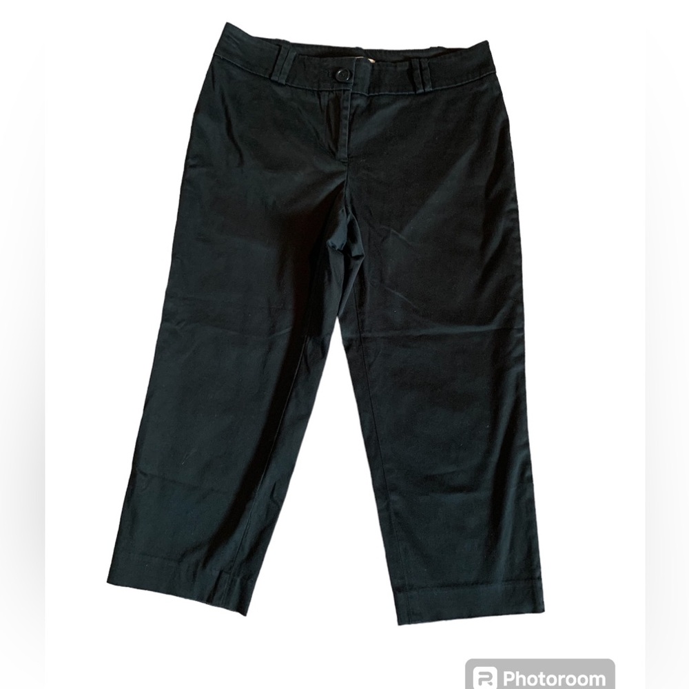 LOFT black Julie crop pants. Size 4P.